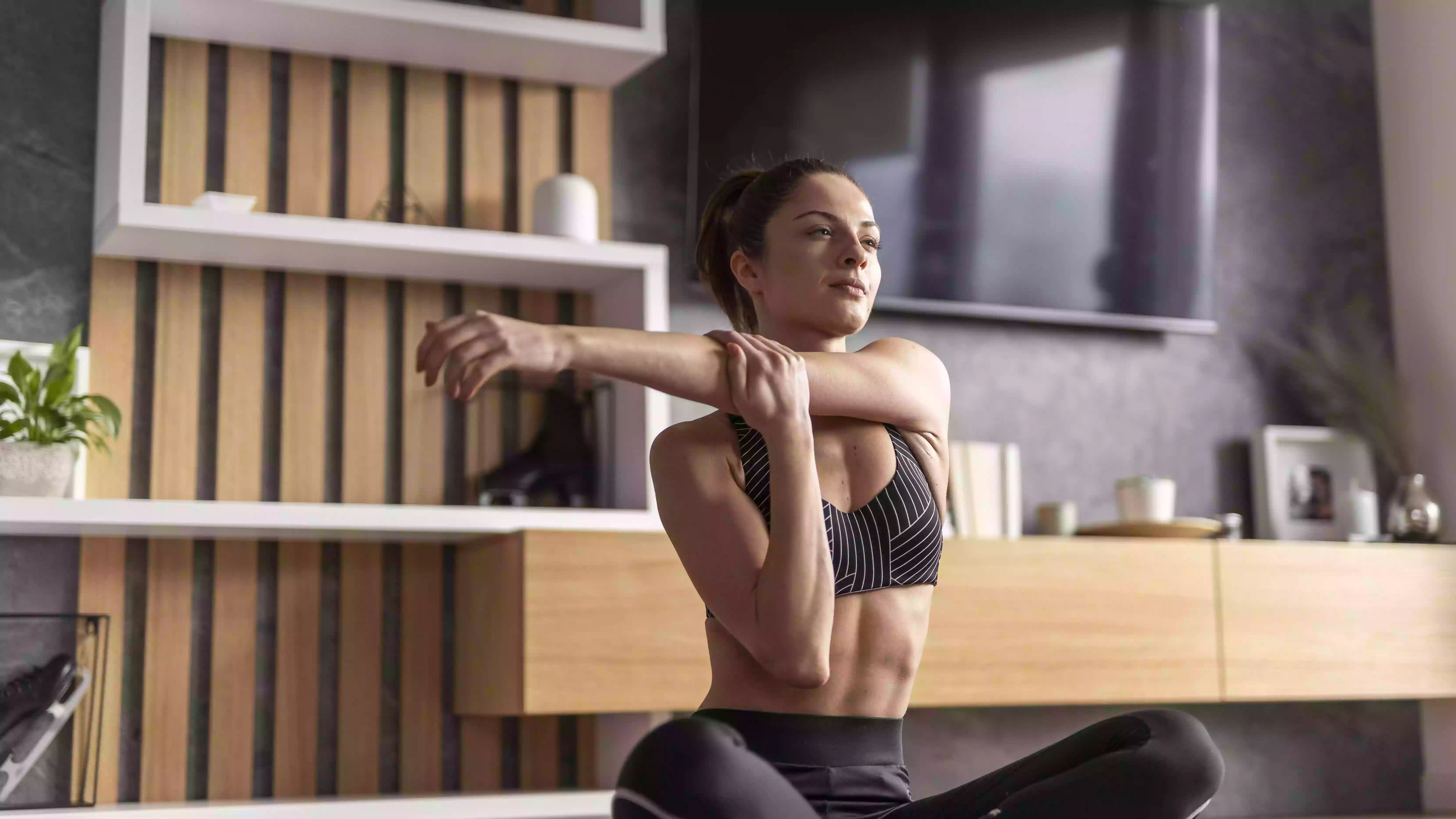 How Long Does It Take to Gain Muscle? A Realistic Guide for Home Lifters